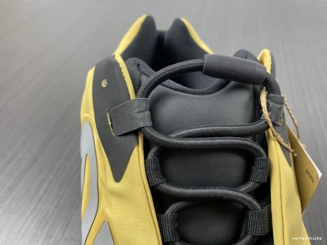 Yeezy Boost MNVN Flux' 700 GZ0717 'Honey 0716